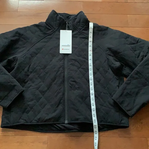 🖤LULULEMON QUILTED CALM JACKET/COAT-BLACK, 12🖤 - Picture 9 of 16